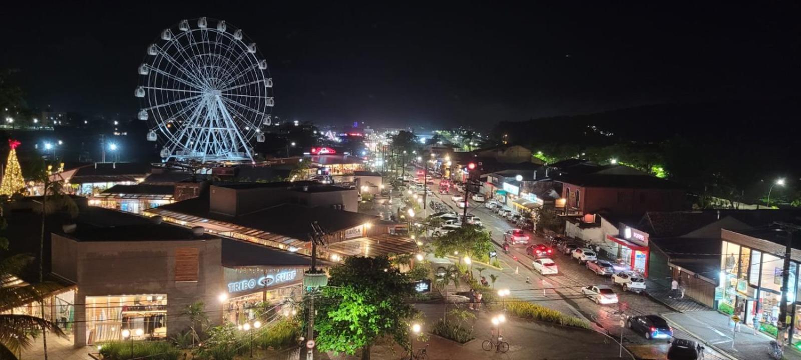 Agito E Sossego Na Rua Mais Charmosa De Ubatuba Pelo Google 外观 照片